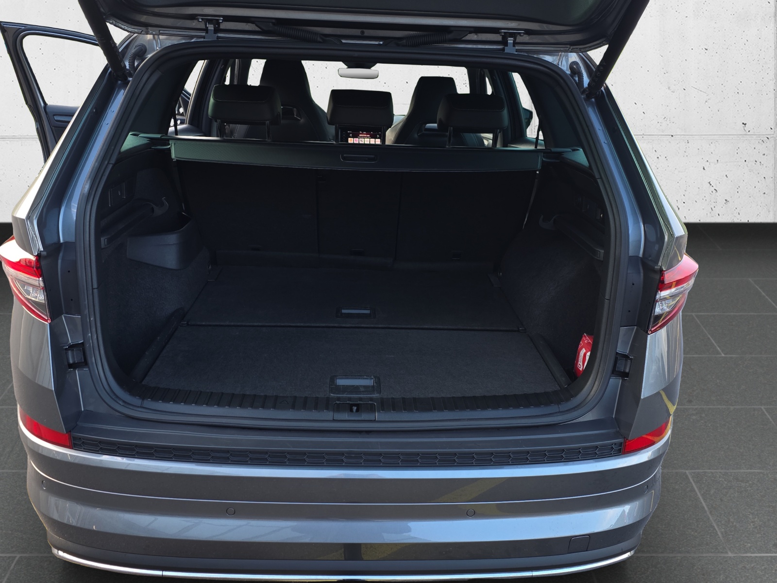SKODA Kodiaq 2.0 TDI CR SportLine 4x4 DSG mit AHK, Rückfahrkamera, elektr. Sitze mit Memory, usw.-image-7