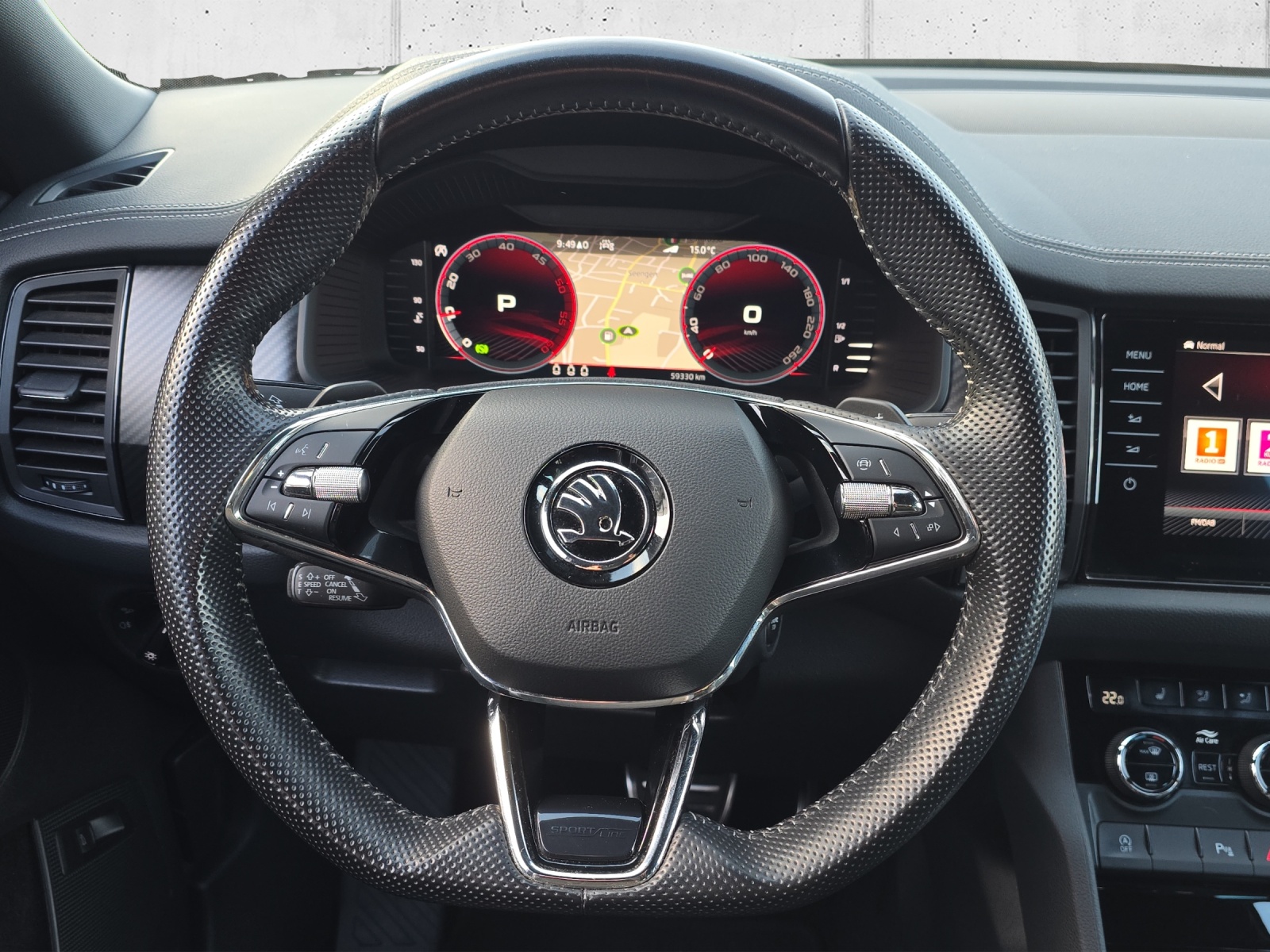 SKODA Kodiaq 2.0 TDI CR SportLine 4x4 DSG mit AHK, Rückfahrkamera, elektr. Sitze mit Memory, usw.-image-14
