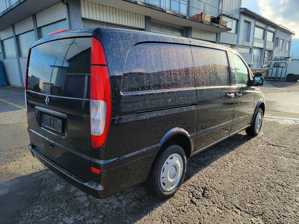 MERCEDES-BENZ Vito 116 CDI Blue Efficiency 4Matic A-image-4