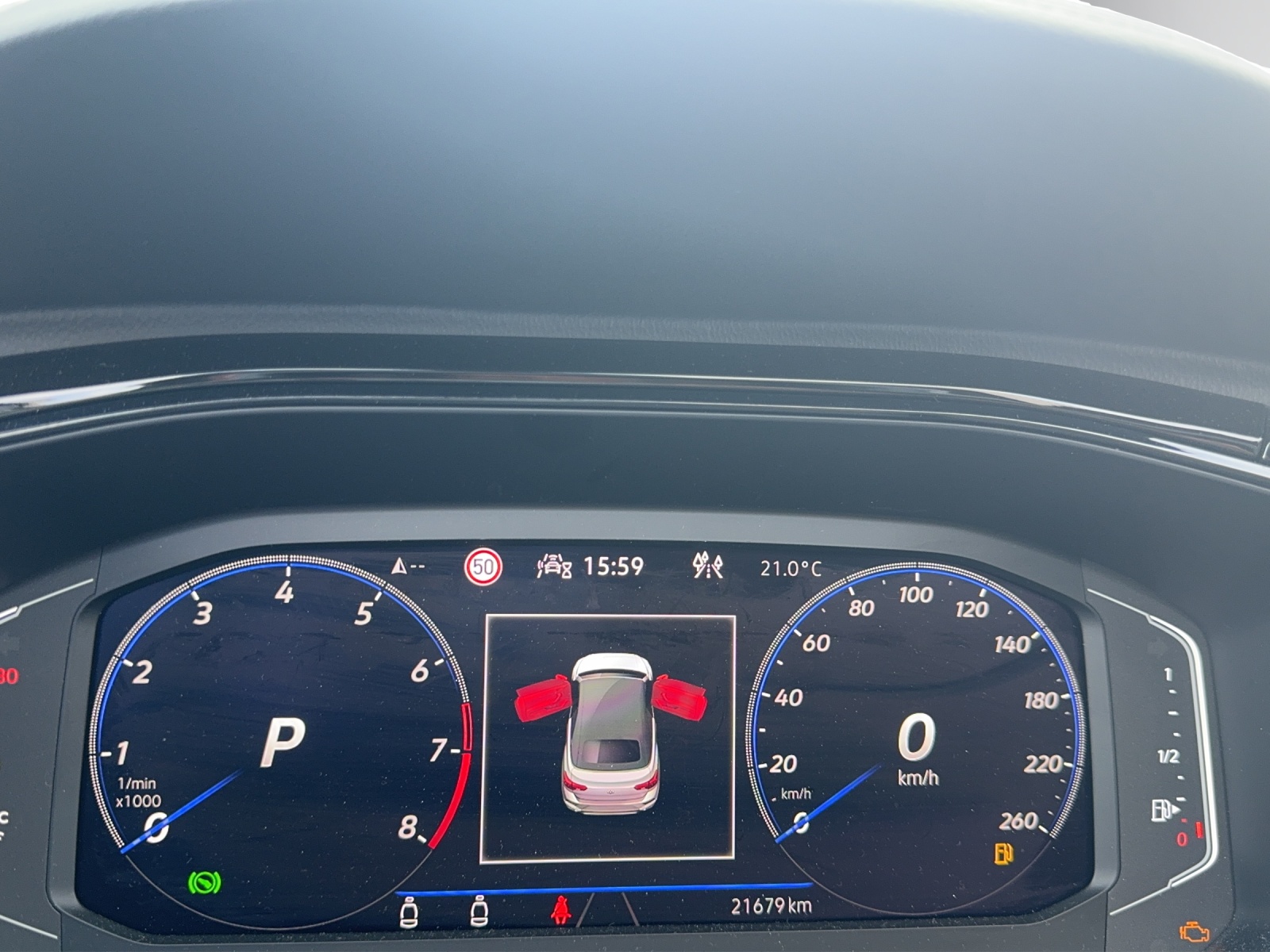 VW T-Roc 1.5 TSI EVO R-Line-image-16
