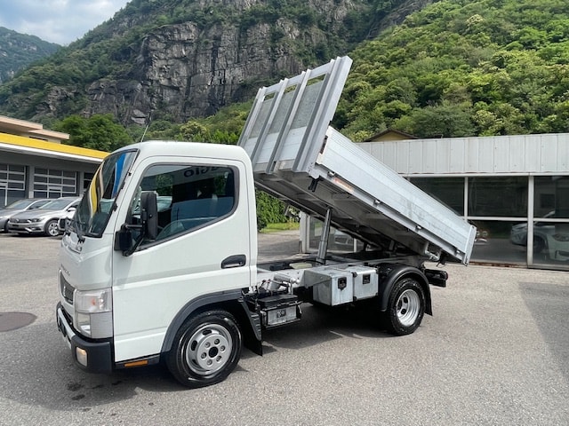 MITSUBISHI FUSO Canter 3S13-image-1