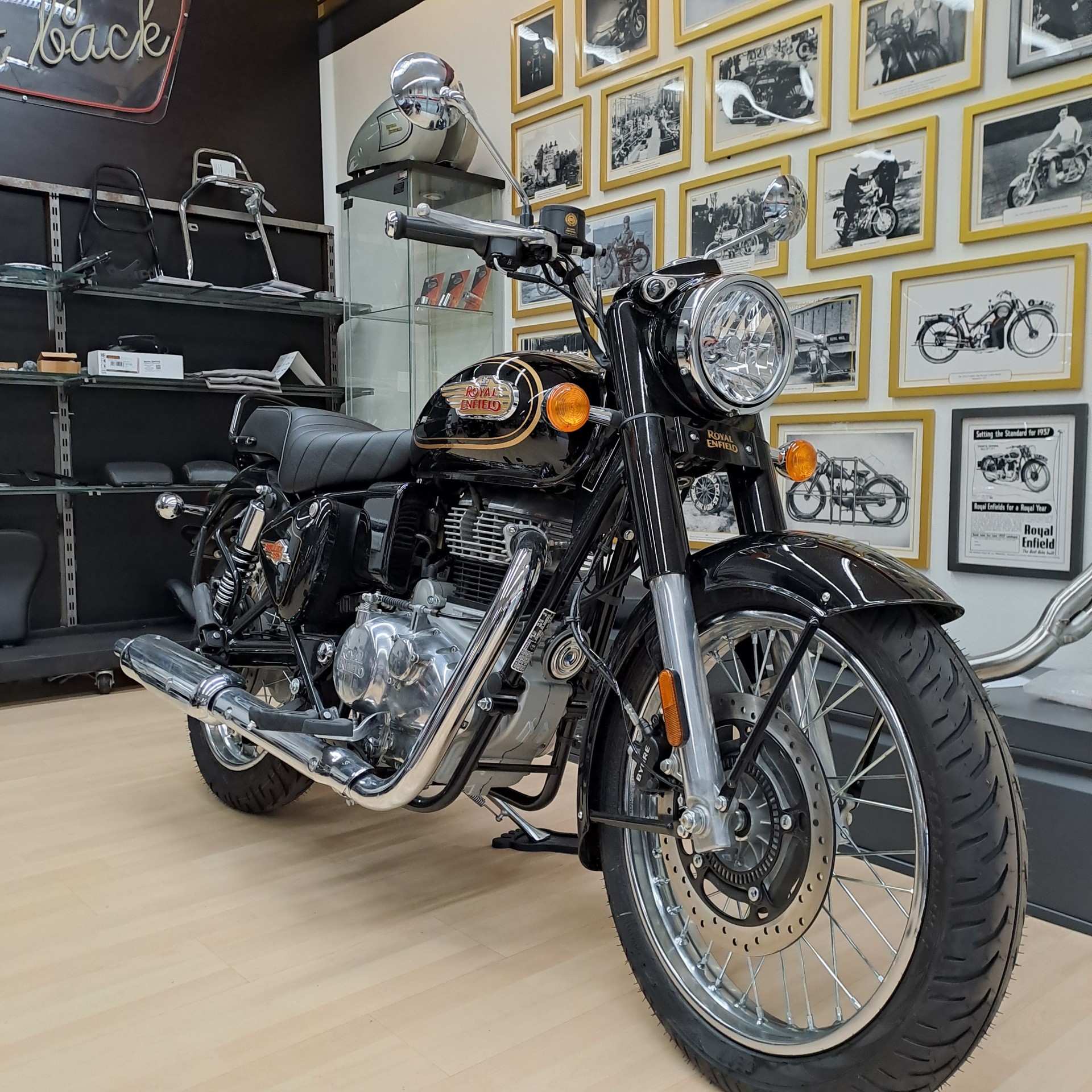ROYAL ENFIELD BULLET 350-image-1