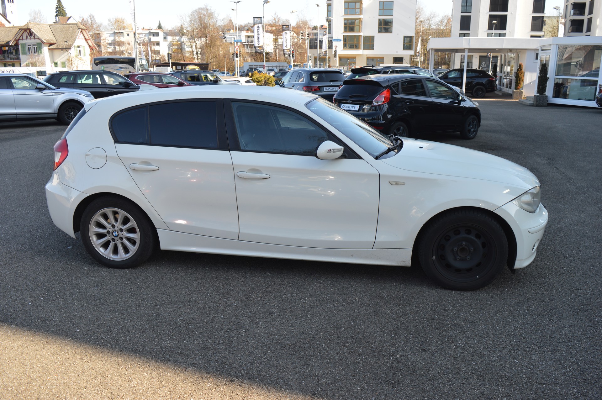BMW 118d-image-9