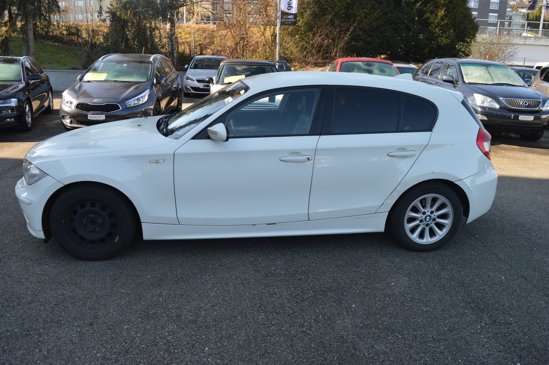 BMW 118d-image-8