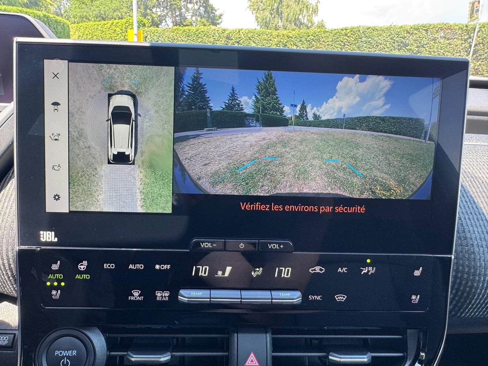 TOYOTA bZ4X Premium 71,4 kWh 4WD-image-6