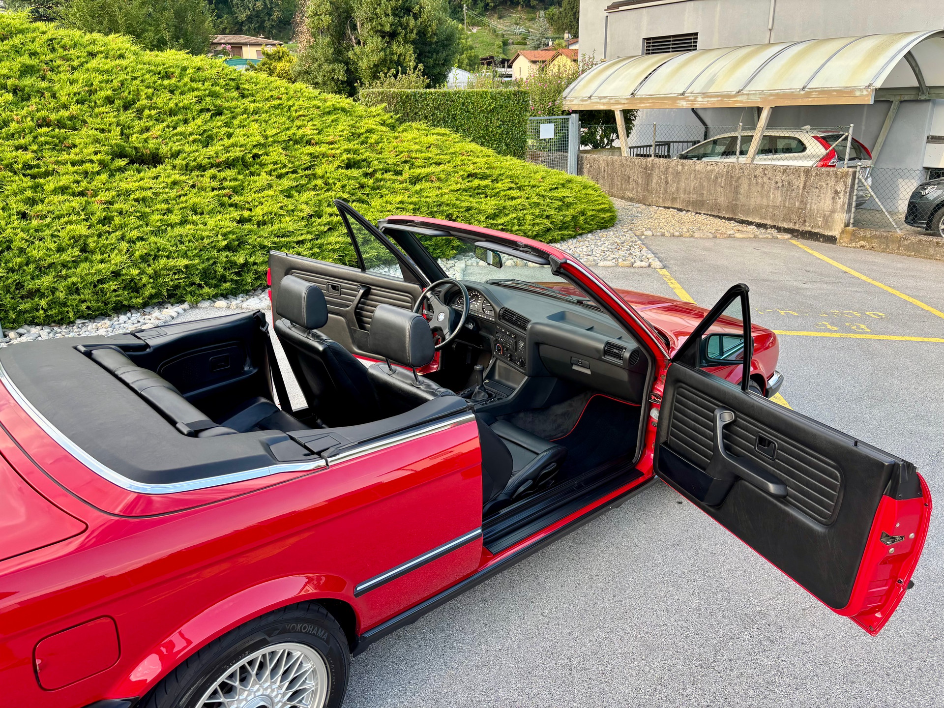 BMW E30 325i Cabrio – rostfrei, original, Veteran (MFK bis 2029)-image-21