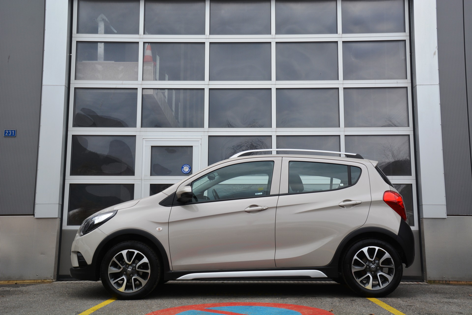 OPEL Karl 1.0 EcoFLEX Active Easytronic-image-3