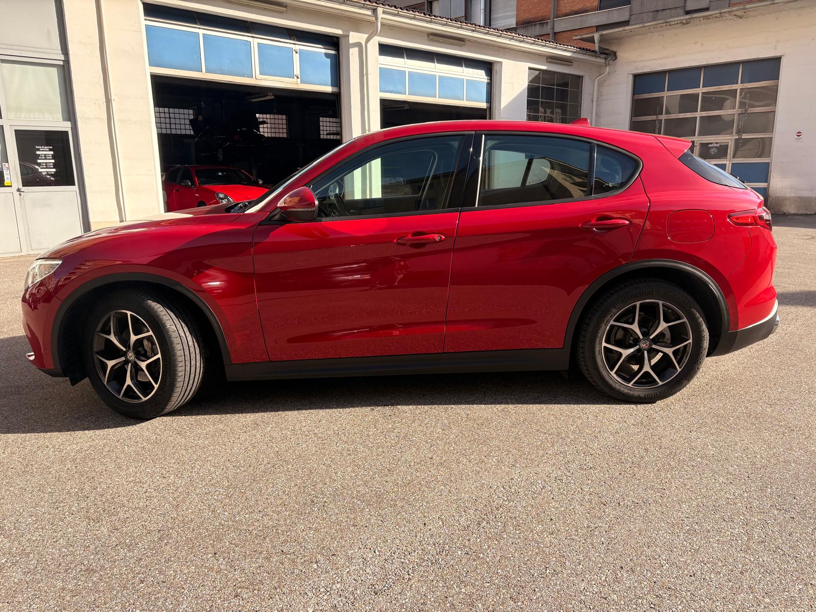 ALFA ROMEO Stelvio 2.2 JTDM Sprint Q4 Automatic Q4-image-1