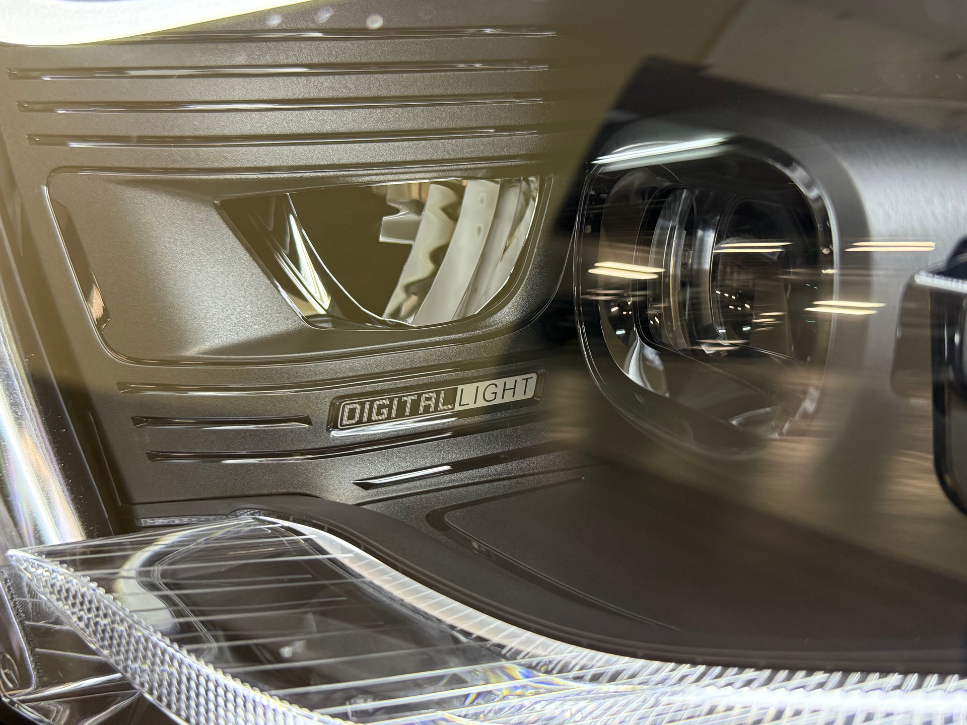 MERCEDES-BENZ E 450 d 4Matic 9G-Tronic AMG Line-showroom-element-3