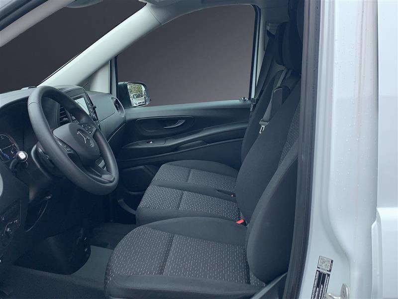 MERCEDES-BENZ eVito 112 Extralang-image-4