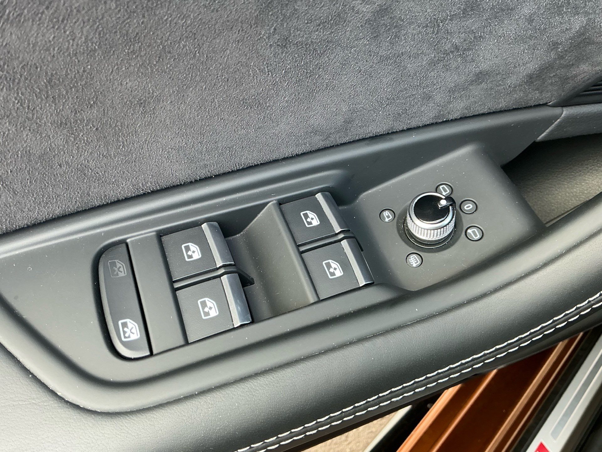 AUDI RS4 AVANT 2.9 TFSI QUATTRO *** AUDI EXCLUSIVE & TOPAUSSTATTUNG ***-image-26