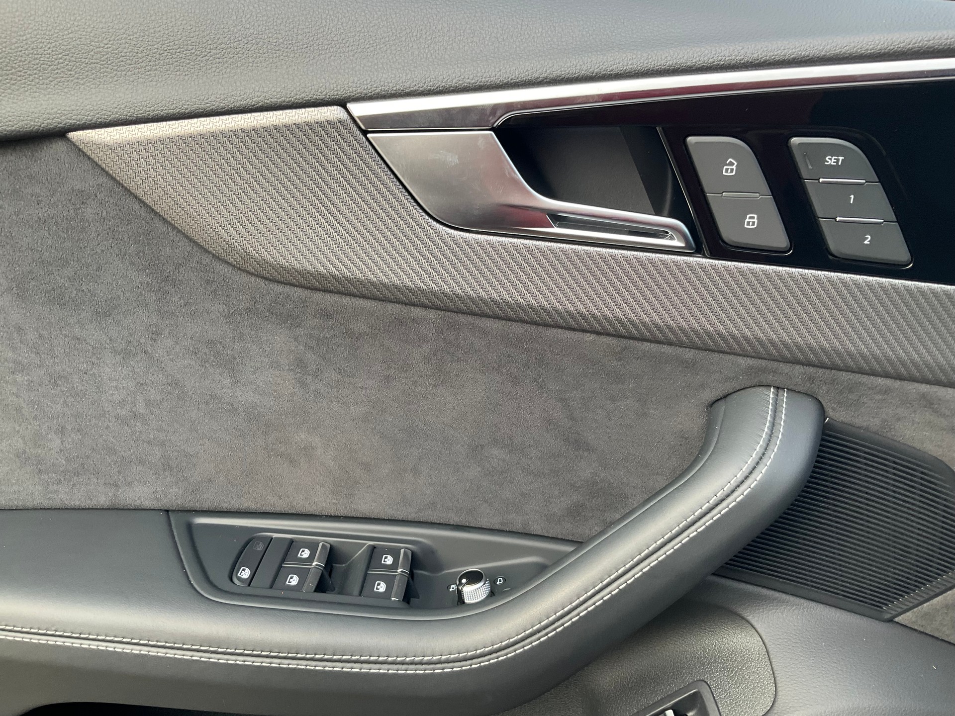 AUDI RS4 AVANT 2.9 TFSI QUATTRO *** AUDI EXCLUSIVE & TOPAUSSTATTUNG ***-image-29