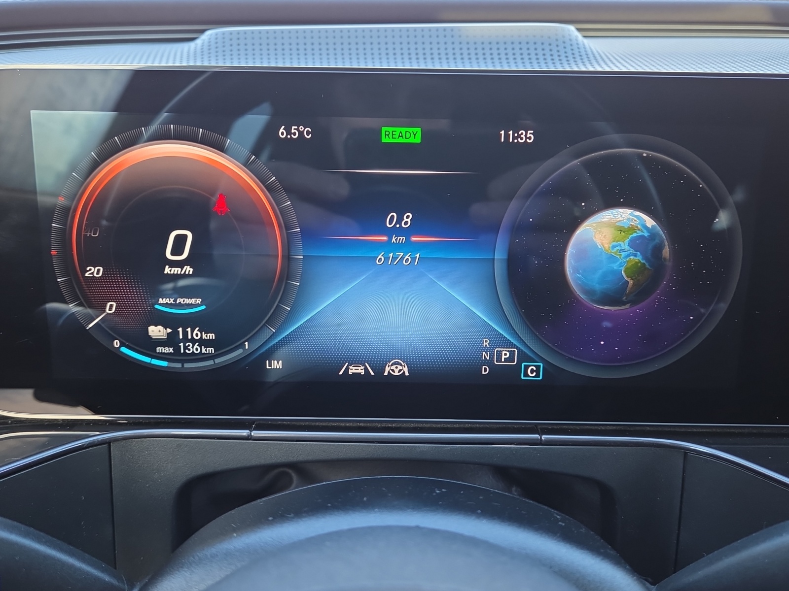 MERCEDES-BENZ EQC 400 AMG Line 4Matic-image-17