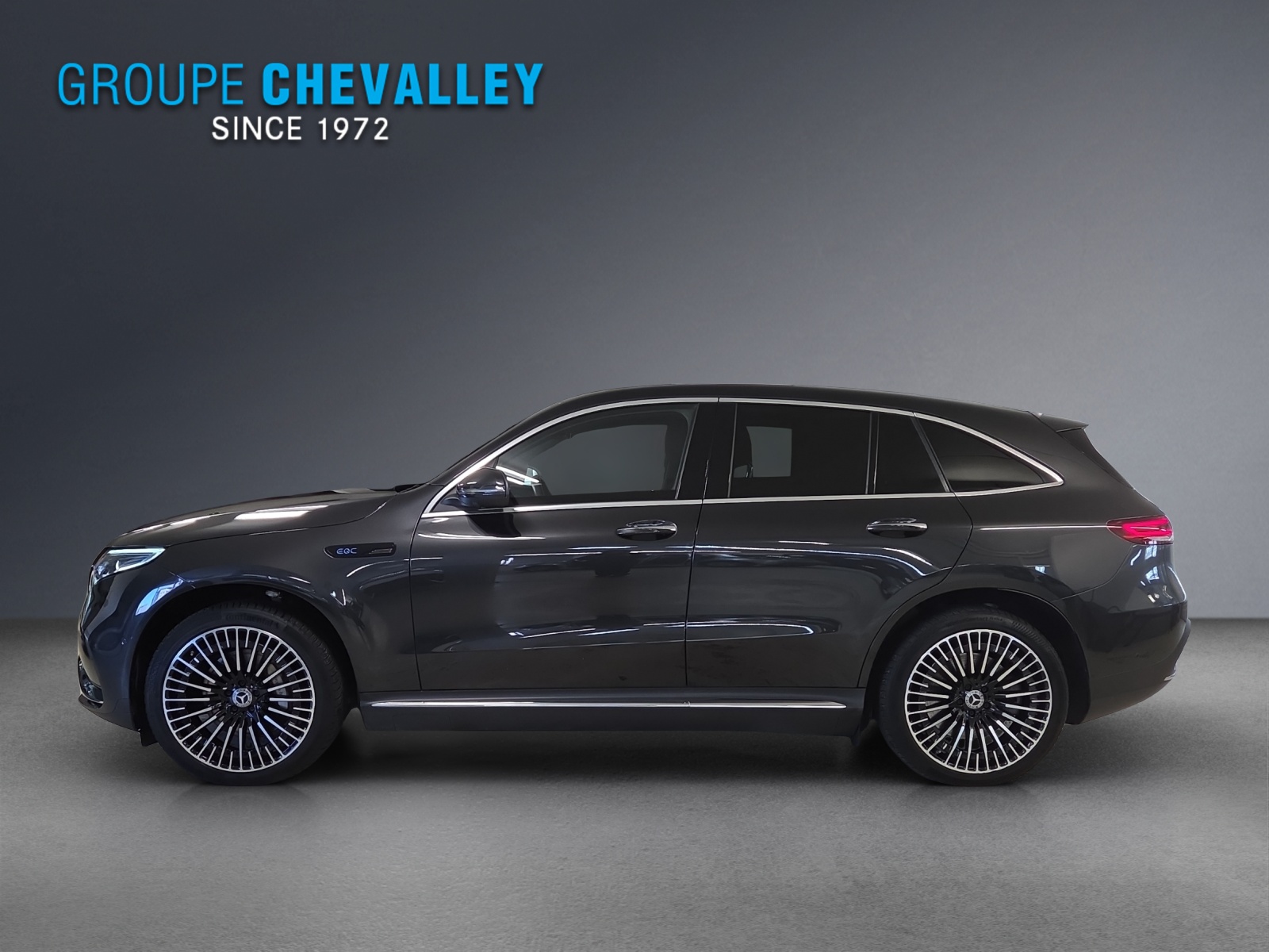 MERCEDES-BENZ EQC 400 AMG Line 4Matic-showroom-element-2