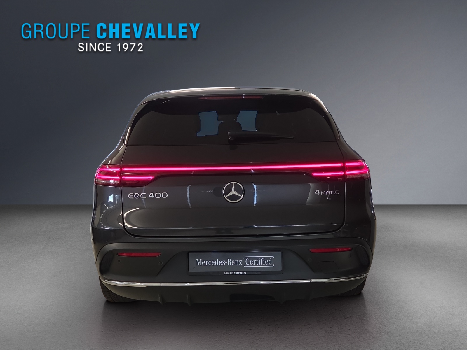 MERCEDES-BENZ EQC 400 AMG Line 4Matic-image-4