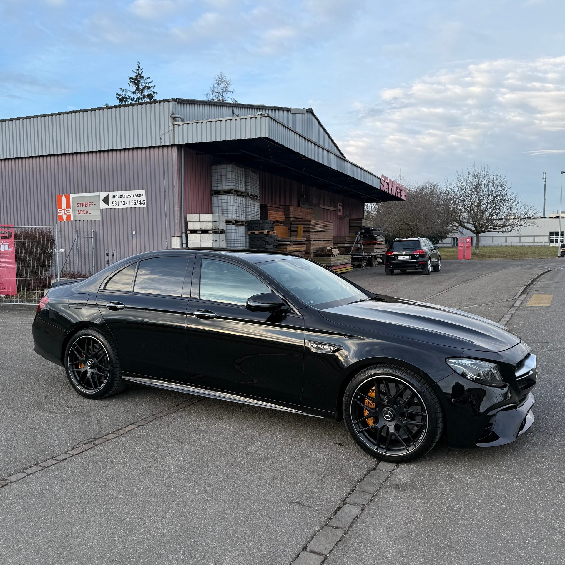 MERCEDES-BENZ E 63 AMG S 4 Matic 9G-Tronic-image-3