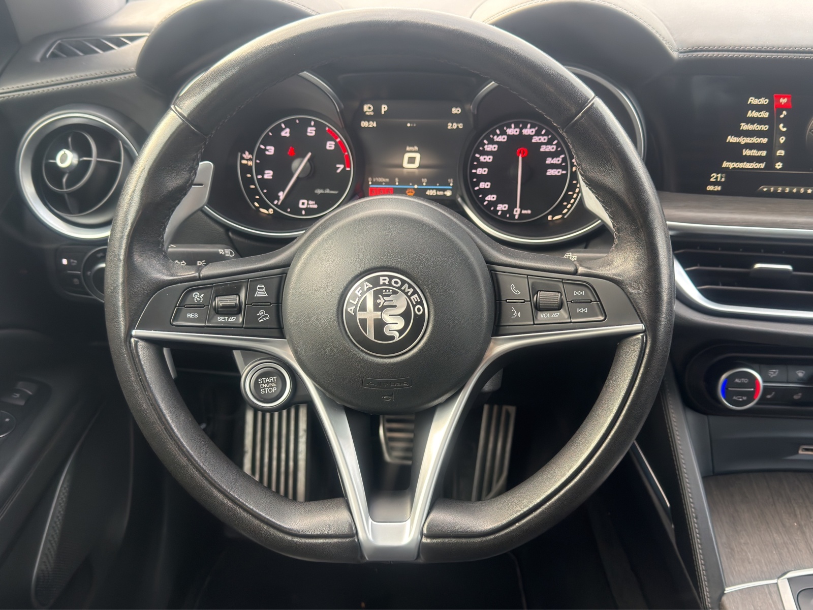 ALFA ROMEO Stelvio 2.0 Q4 280 Executive-image-8