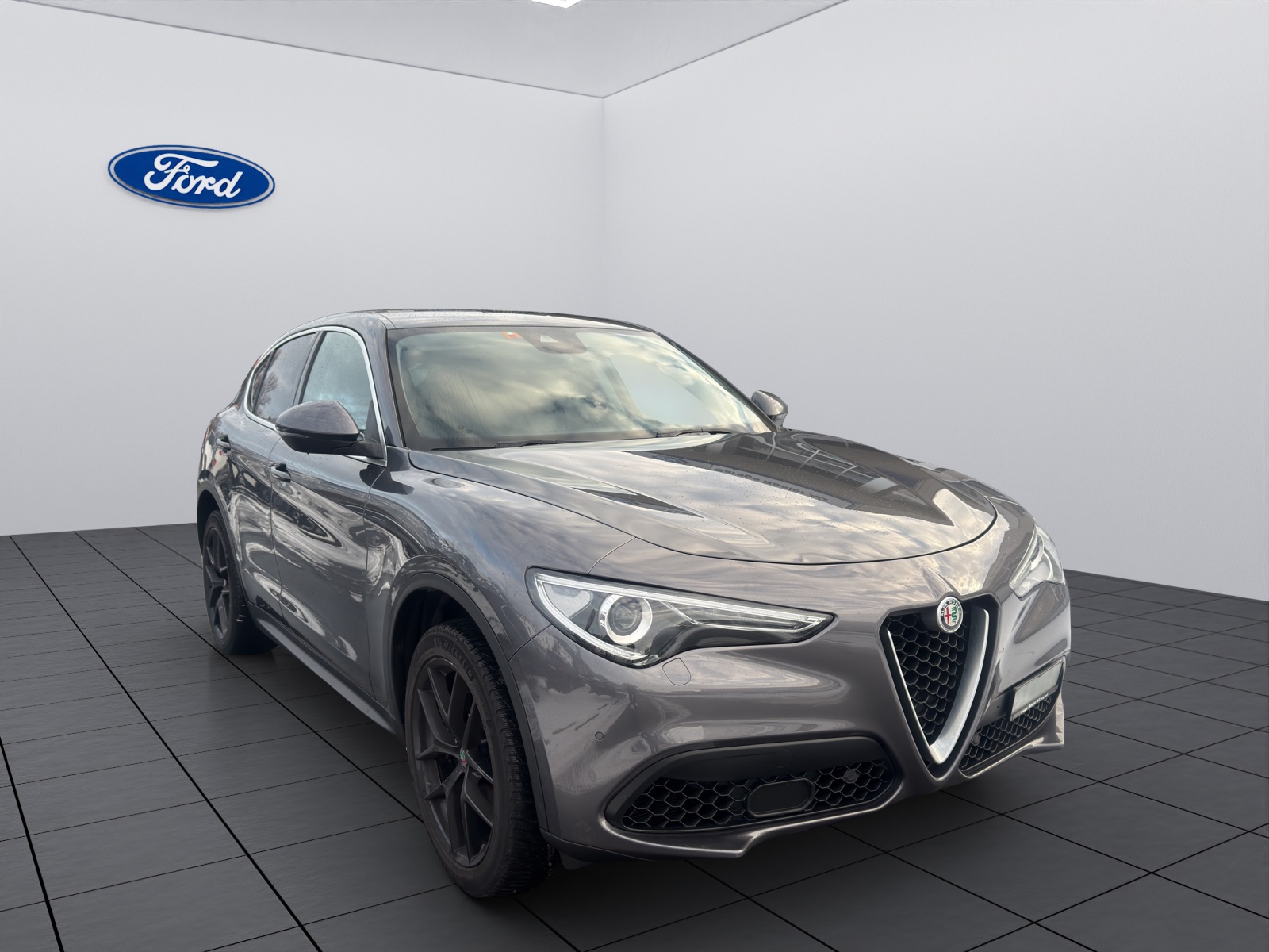 ALFA ROMEO Stelvio 2.0 Q4 280 Executive-showroom-element-2