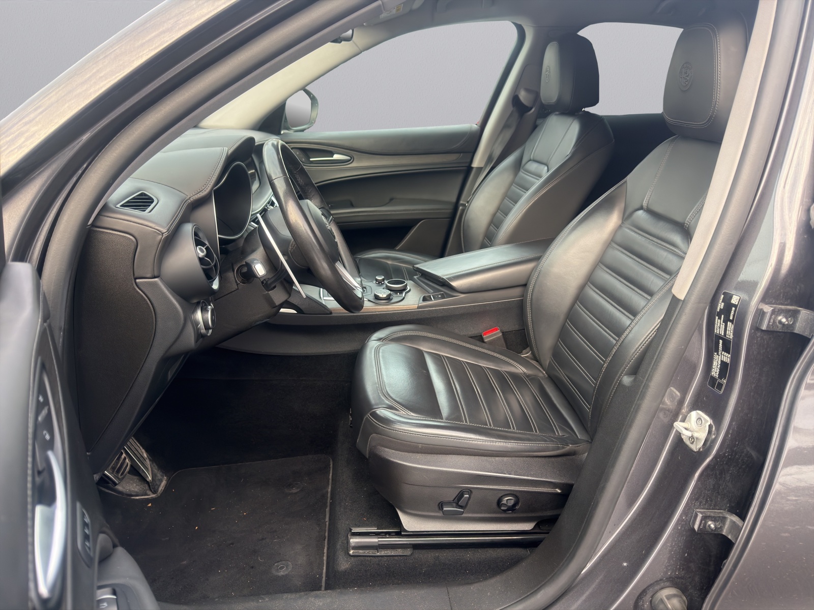 ALFA ROMEO Stelvio 2.0 Q4 280 Executive-image-10