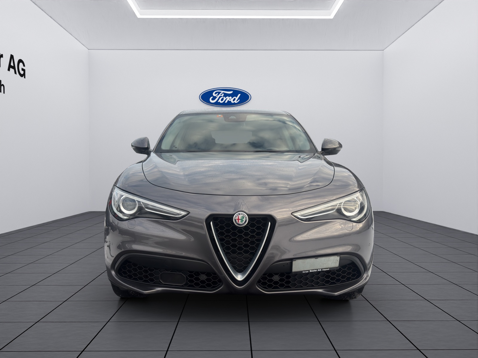 ALFA ROMEO Stelvio 2.0 Q4 280 Executive-showroom-element-1