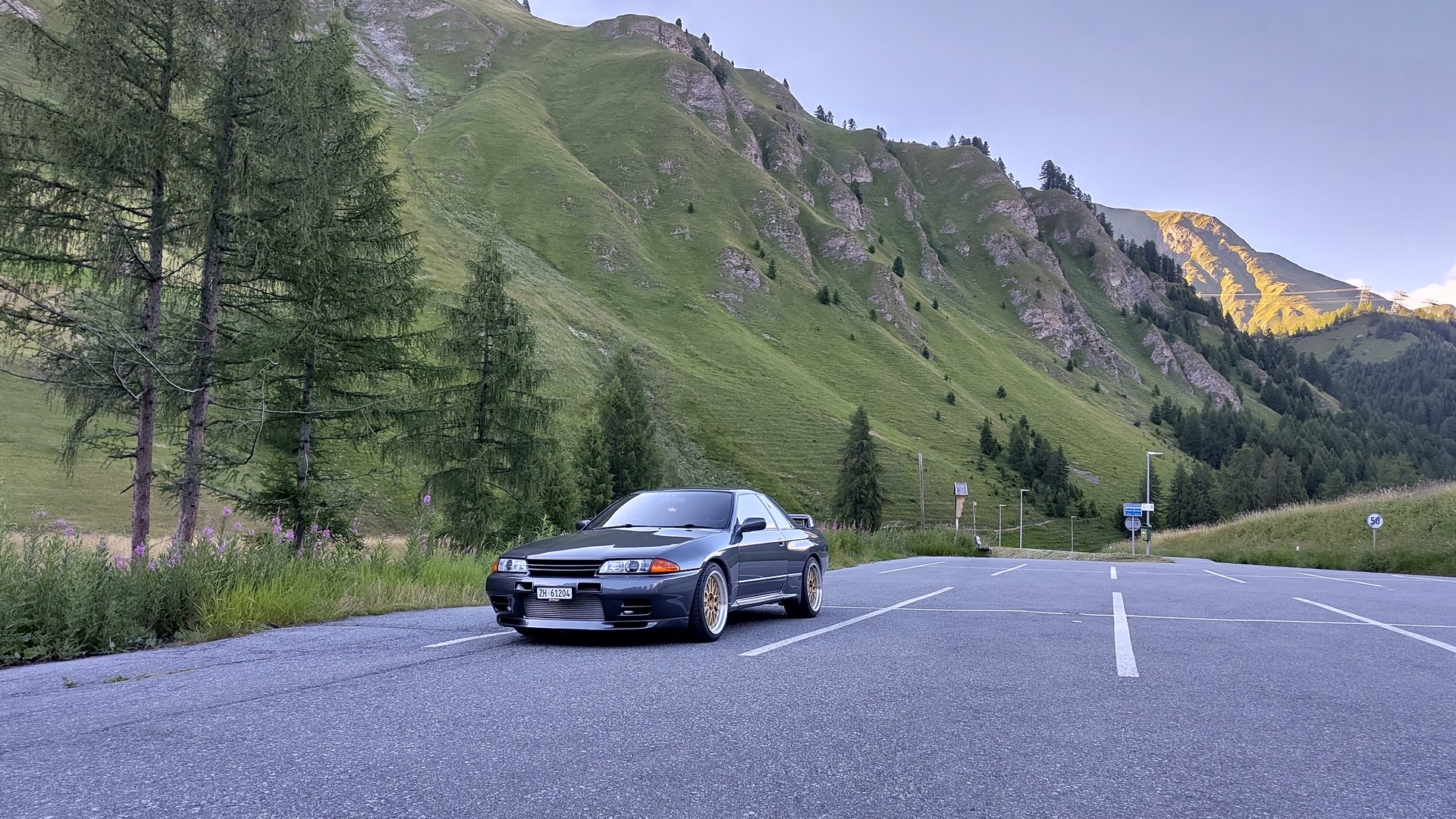 NISSAN GTR R32-image-3
