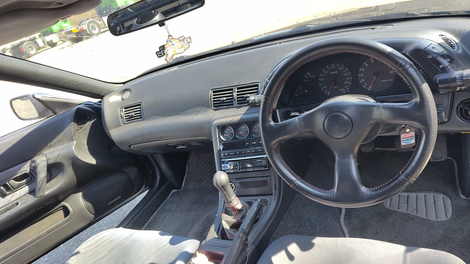 NISSAN GTR R32-image-6