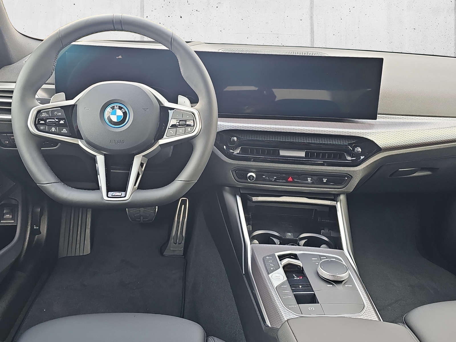 BMW 330e xDrive M Sport-image-14