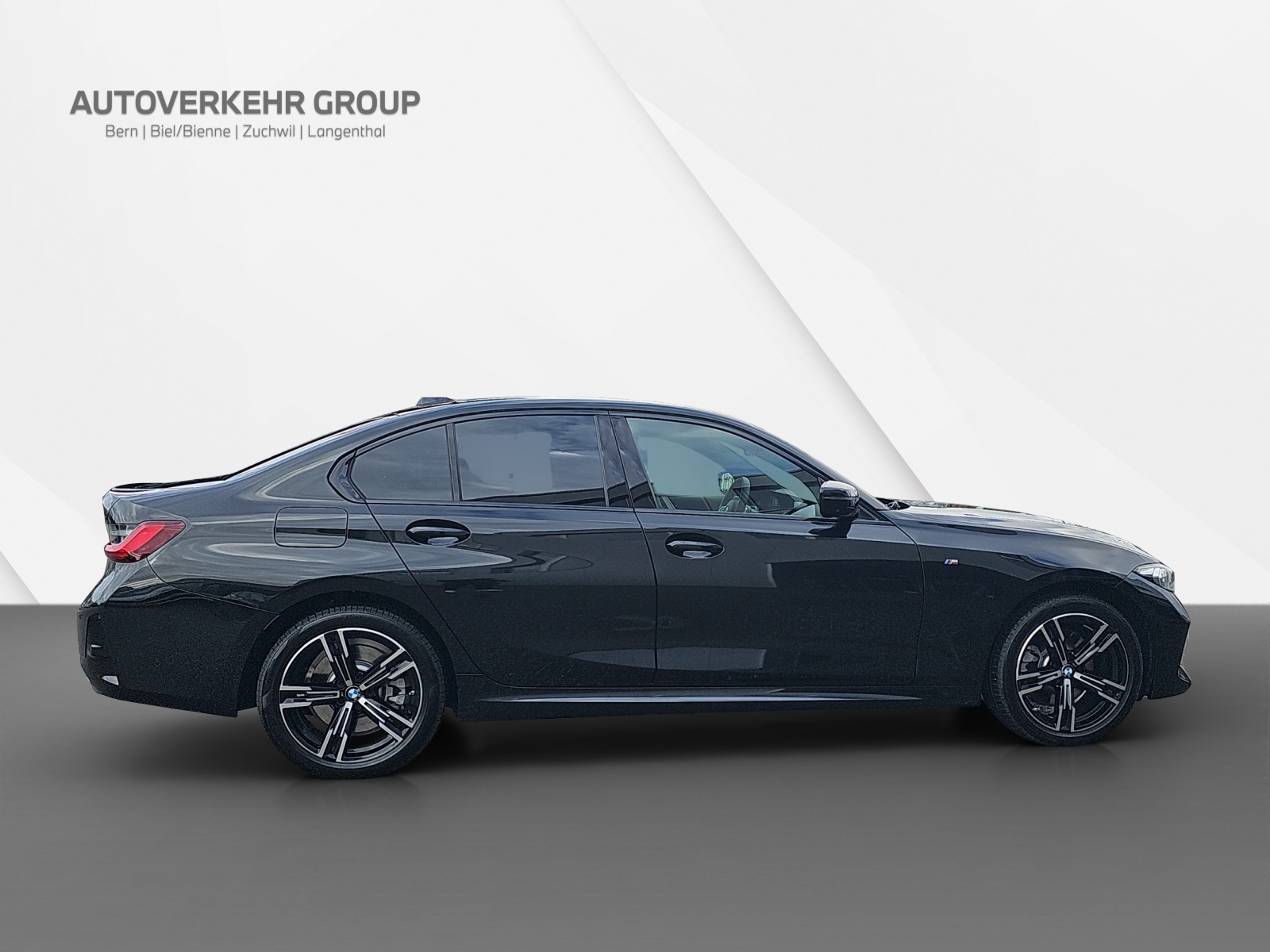 BMW 330e xDrive M Sport-image-6
