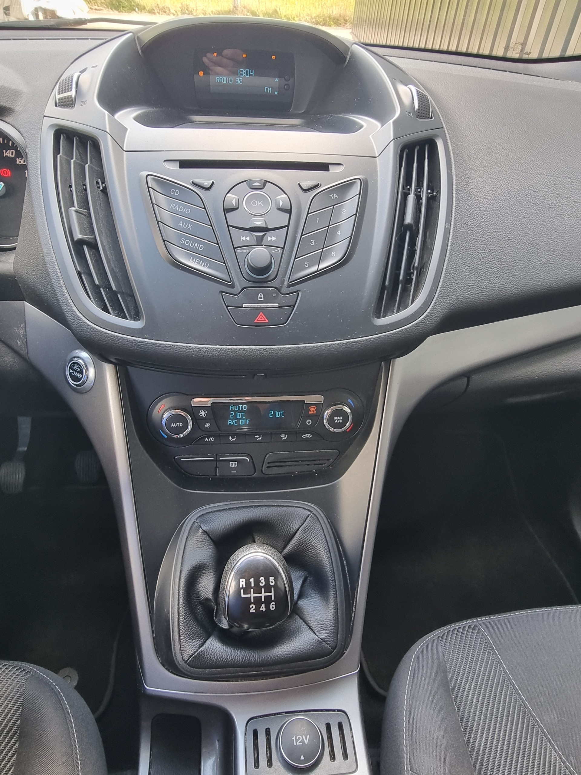 FORD Kuga 2.0 TDCi Titanium 4WD-image-12