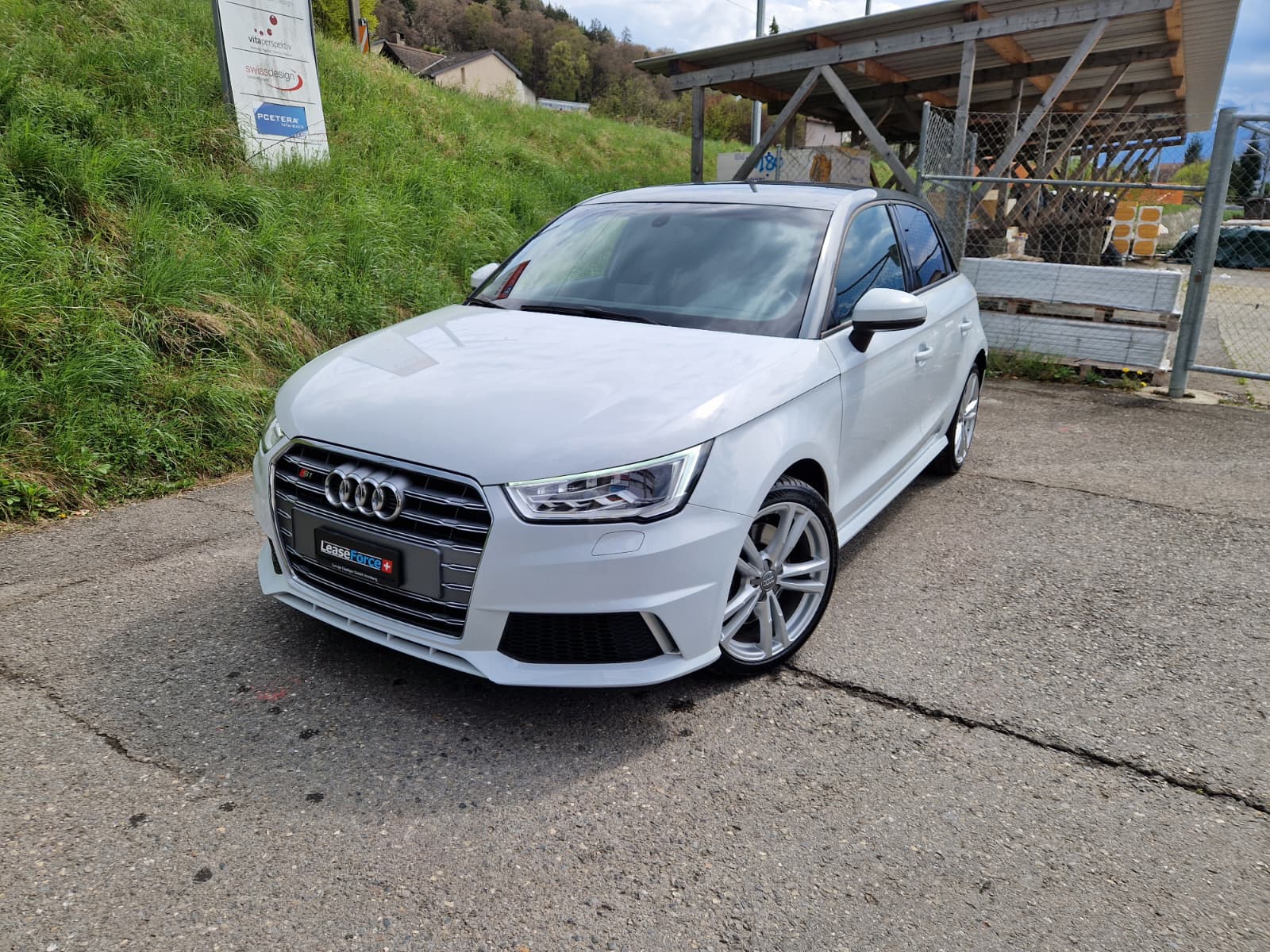 AUDI S1 Sportback 2.0 TFSI quattro