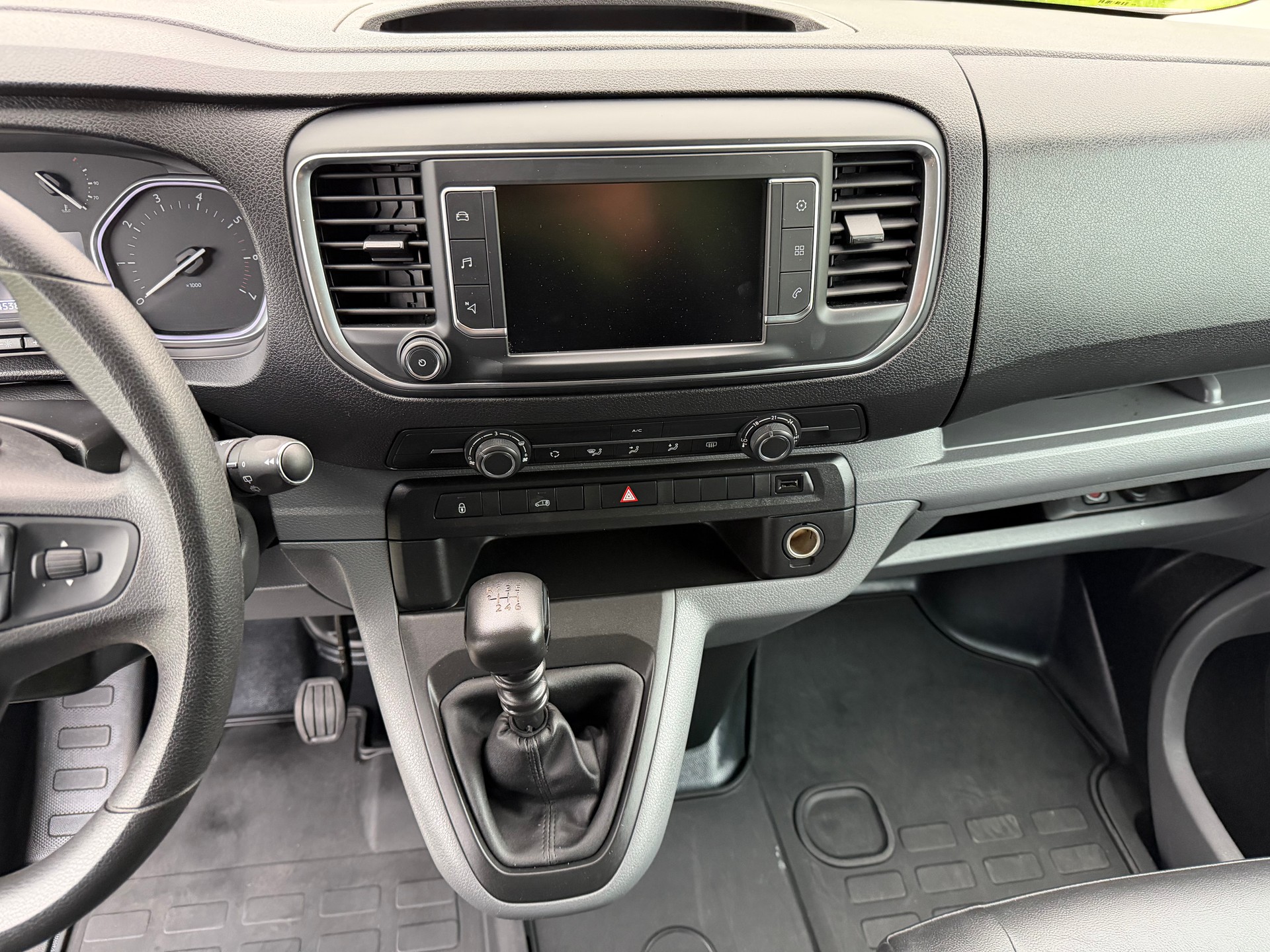 OPEL Vivaro Cargo 2.0 CDTI Enjoy s/s L EH 4x4 mit Achse +90mm-image-10