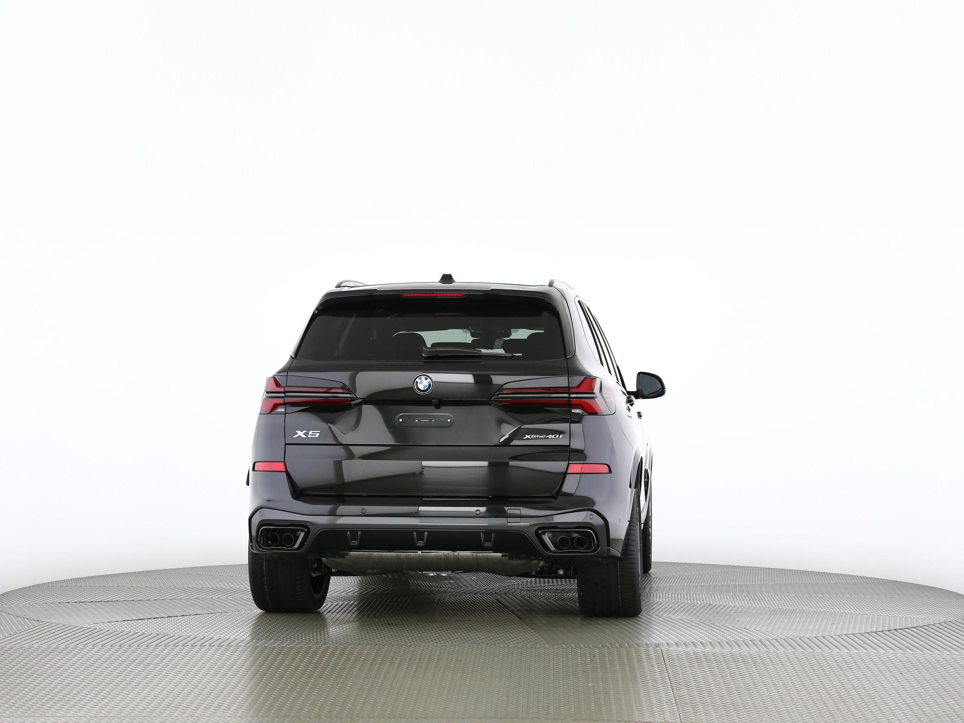 BMW X5 40i xDrive SAG-image-17