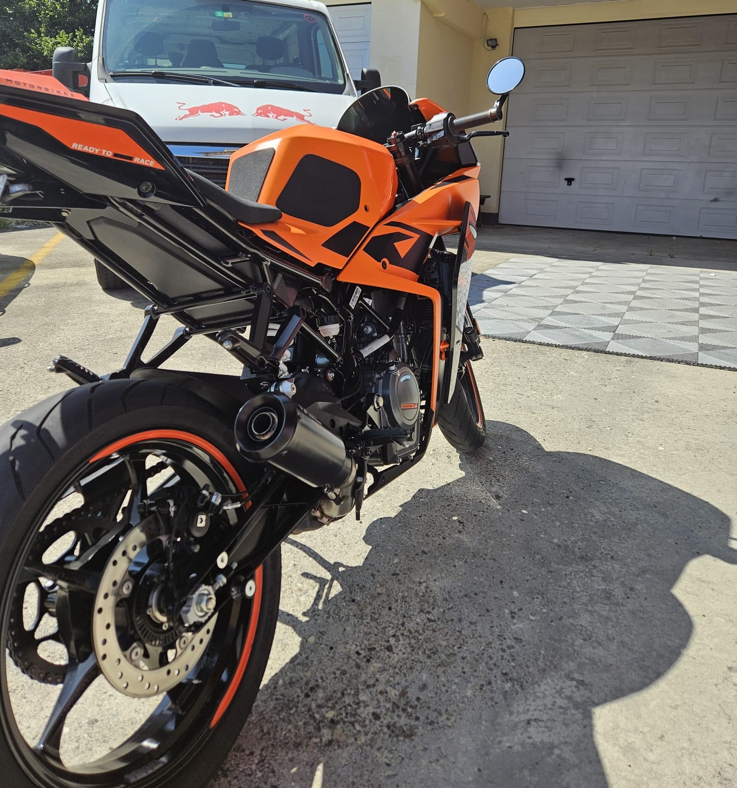 KTM RC 390-image-2