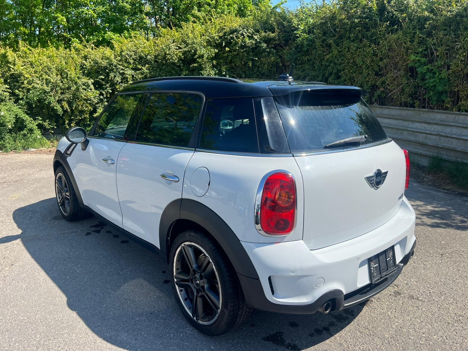 MINI Countryman Cooper S FWD Steptronic-image-3