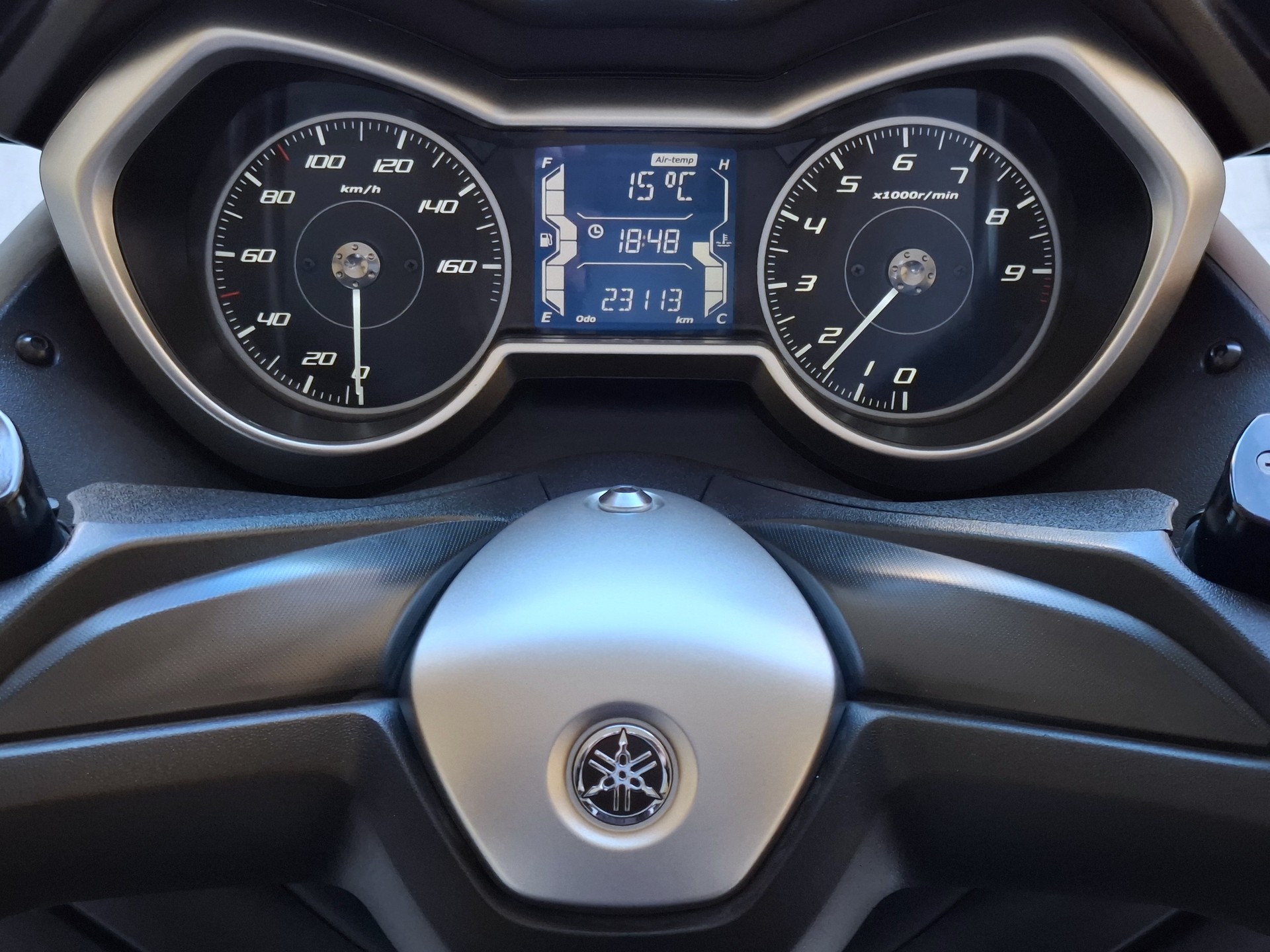 YAMAHA X-Max CZD 300 ABS-image-6