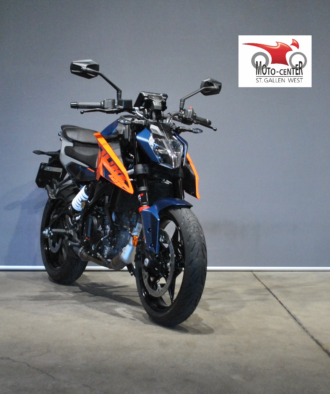 KTM 125 Duke-image-0