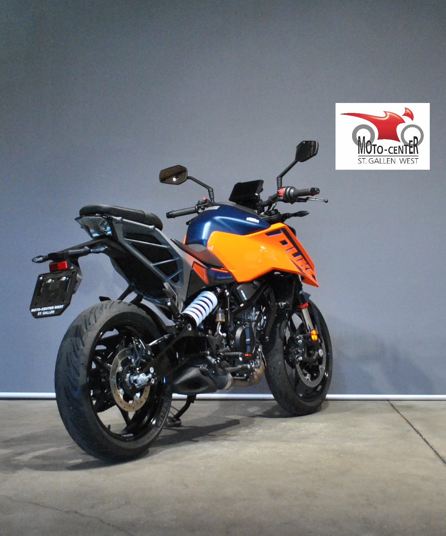 KTM 125 Duke-image-4