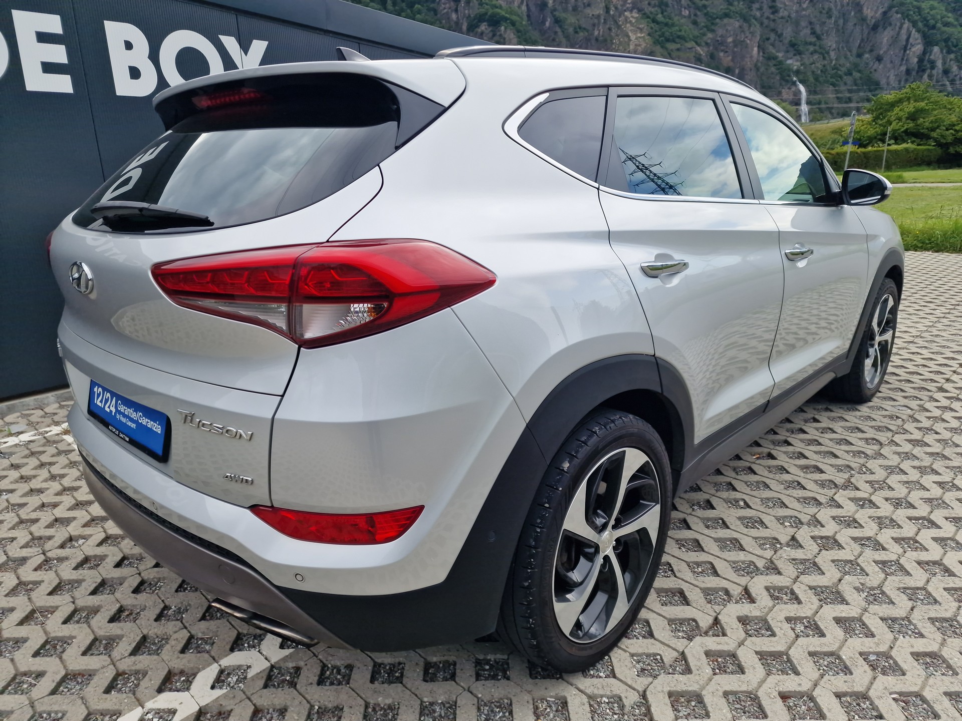 HYUNDAI Tucson 1.6 TGDI Vertex 4WD Automatic-image-4