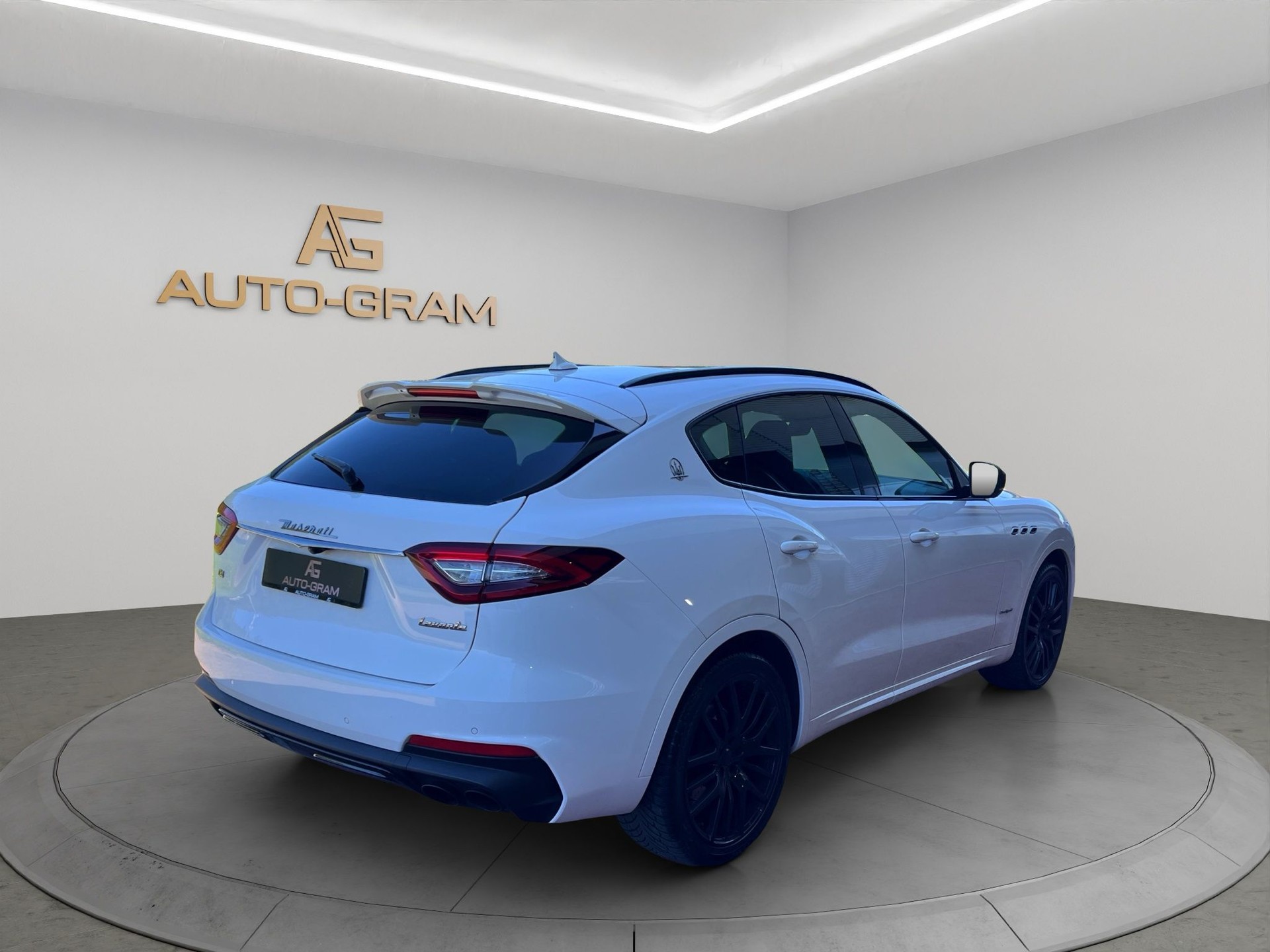 MASERATI Levante 3.0 V6 GranSport Automatica-image-4