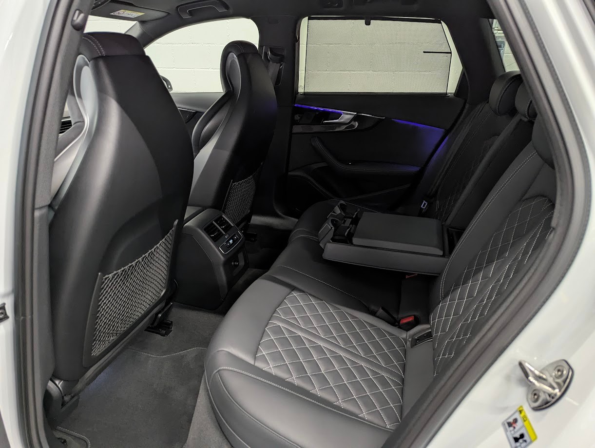 AUDI S4 Avant 3.0 V6 TDI quattro T-Tronic*ALL-BLACK S-SITZE MATRIX 360CAM CARBON ASSISTS 19 ZOLL VIRTUAL*-image-26