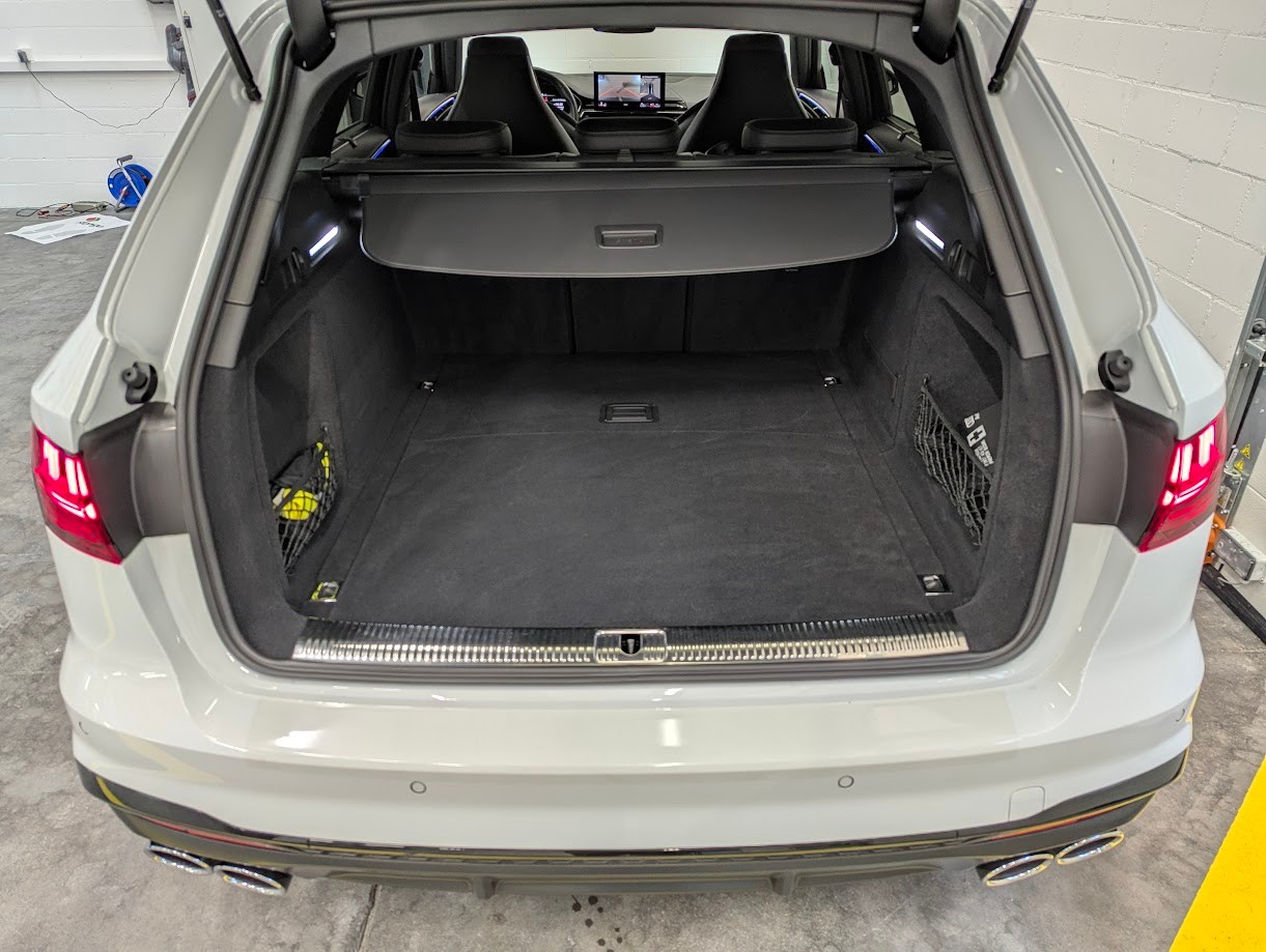 AUDI S4 Avant 3.0 V6 TDI quattro T-Tronic*ALL-BLACK S-SITZE MATRIX 360CAM CARBON ASSISTS 19 ZOLL VIRTUAL*-image-29