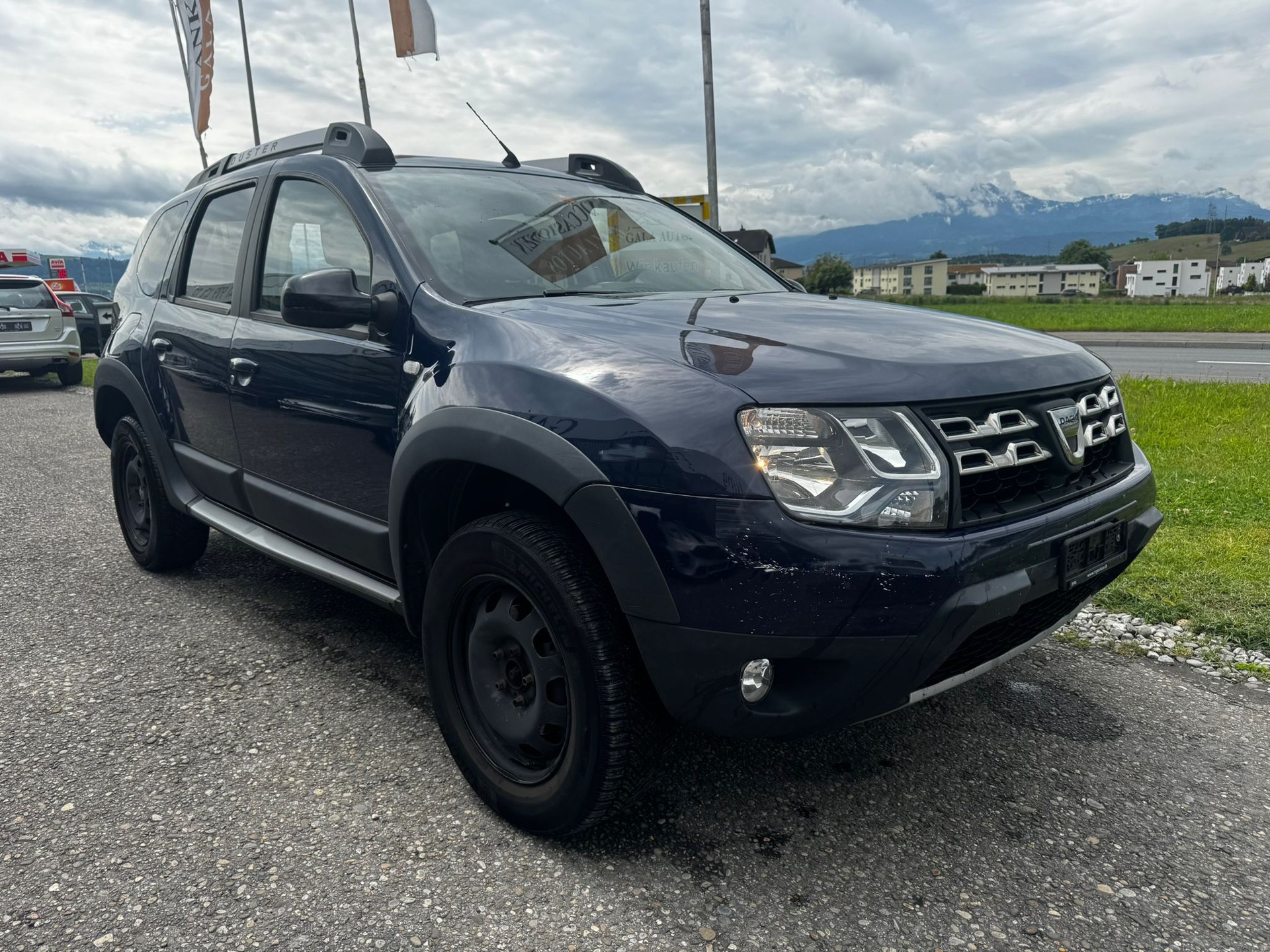DACIA Duster 1.2 T Lauréate 4x2-image-2