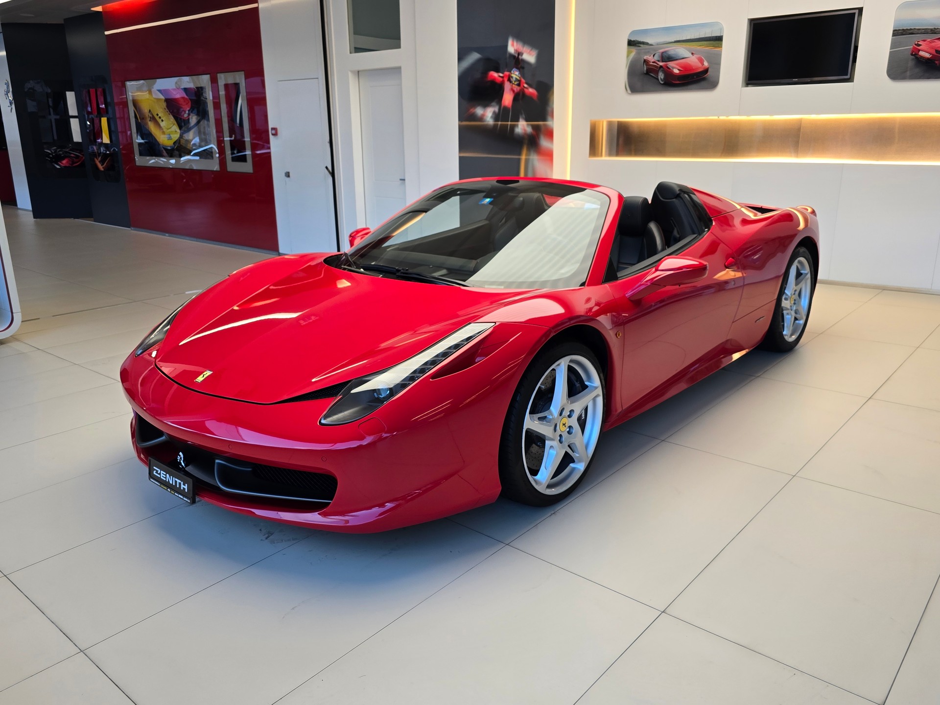 FERRARI 458 Spider Italia 4.5 V8 - Approved Garantie