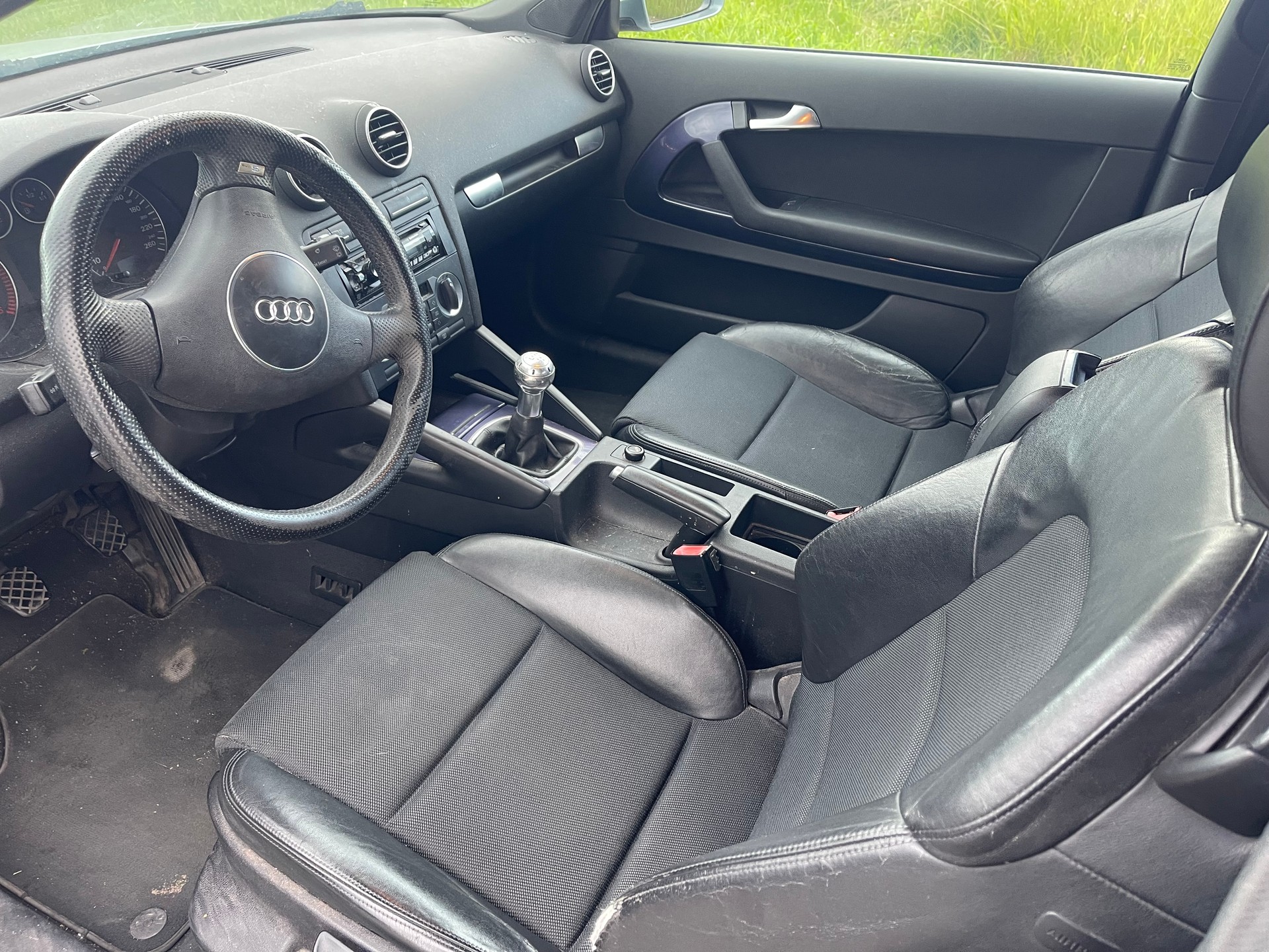 AUDI A3 2.0 TDI Attraction-image-5