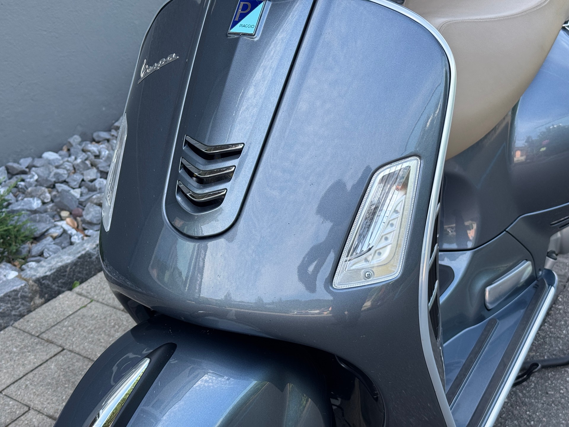 PIAGGIO Vespa GTS 300 i.e ABS-image-2