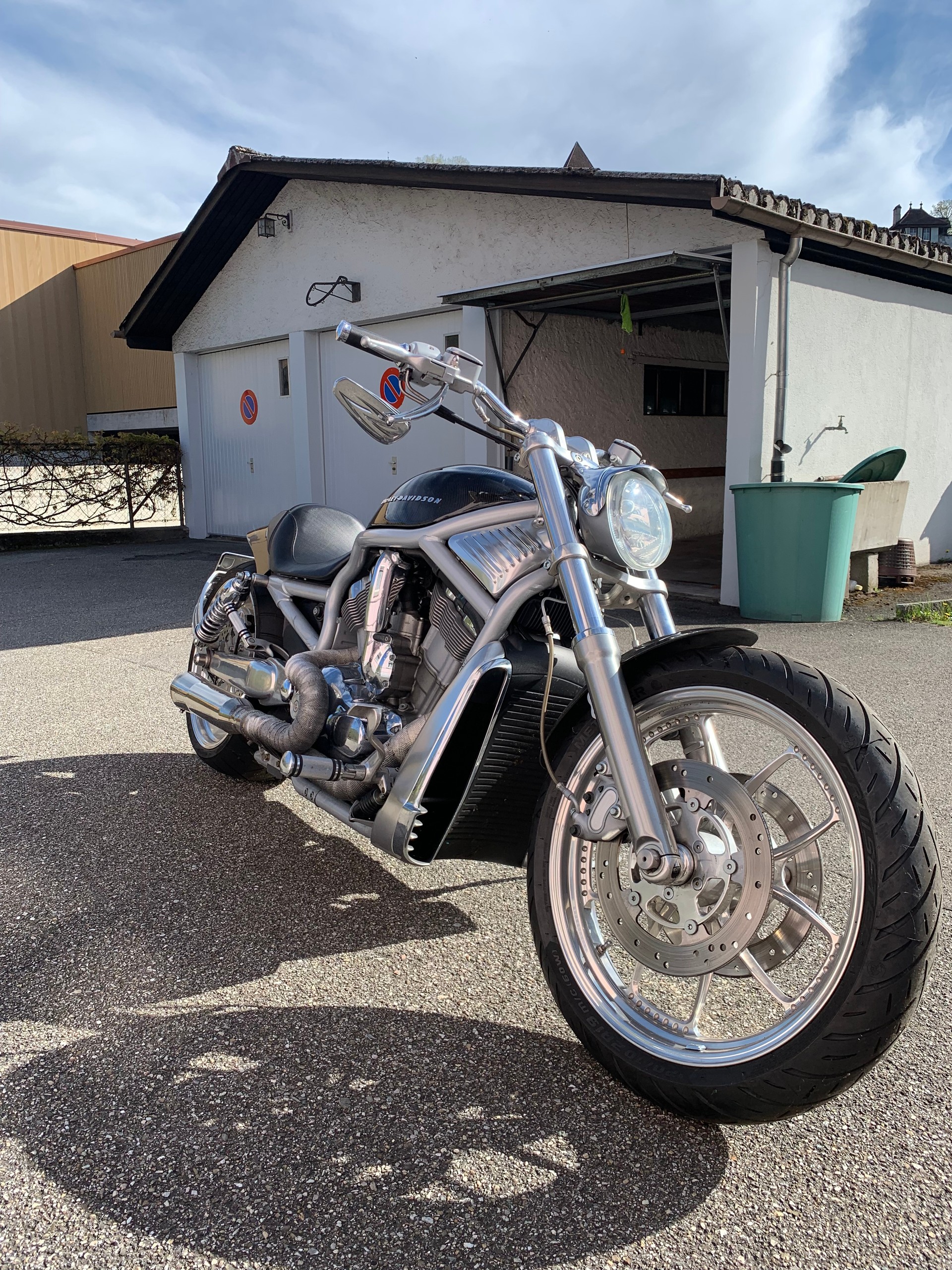 HARLEY-DAVIDSON VRSCA V-Rod 1200-image-1