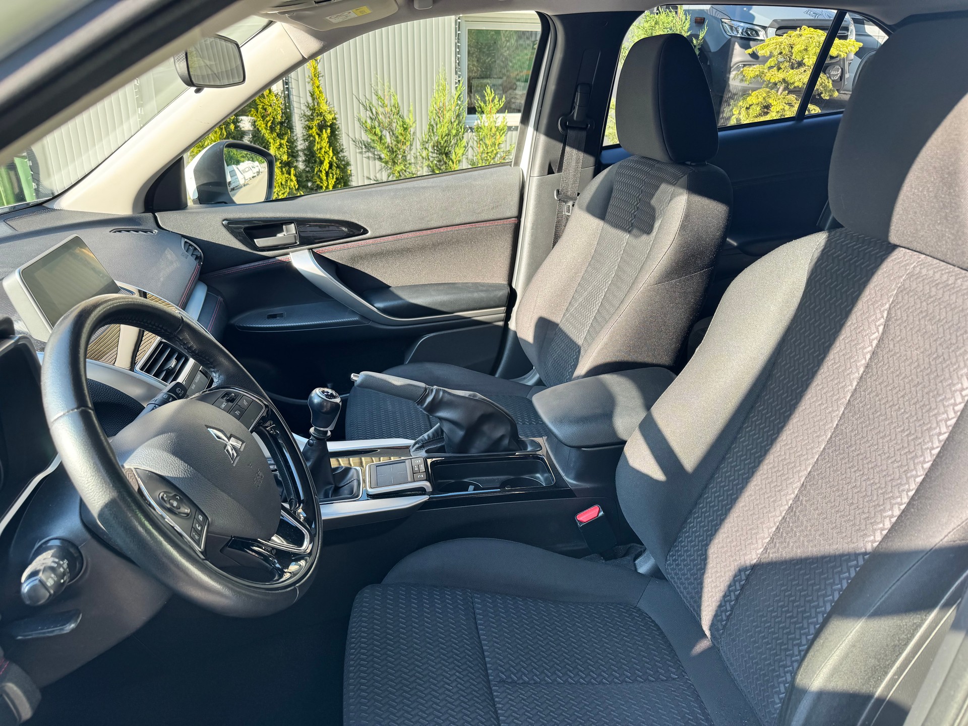 MITSUBISHI Eclipse Cross 1.5 T-Mivec Style2WD-image-11