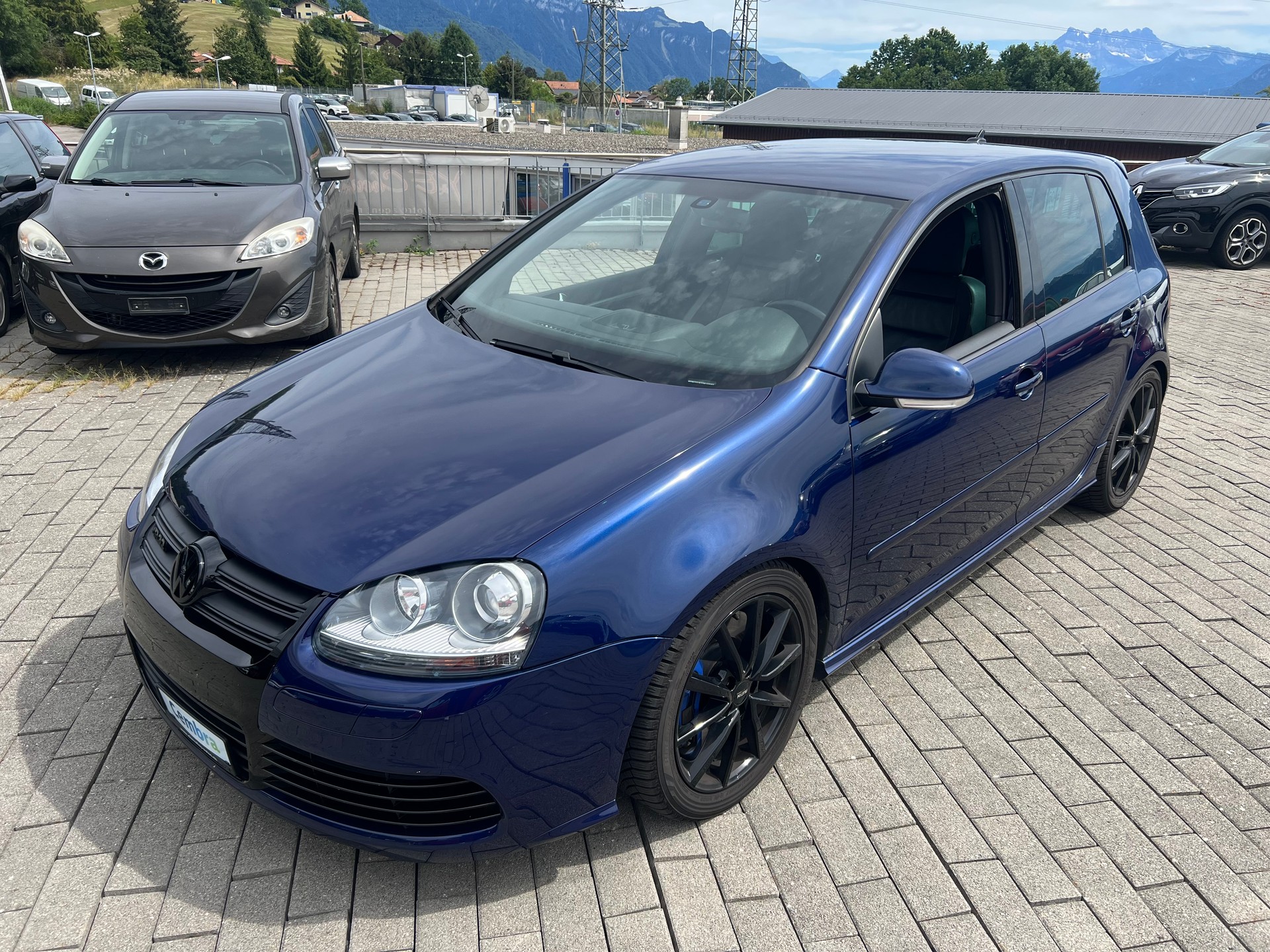 VW Golf R32 V6 4Motion DSG-image-11