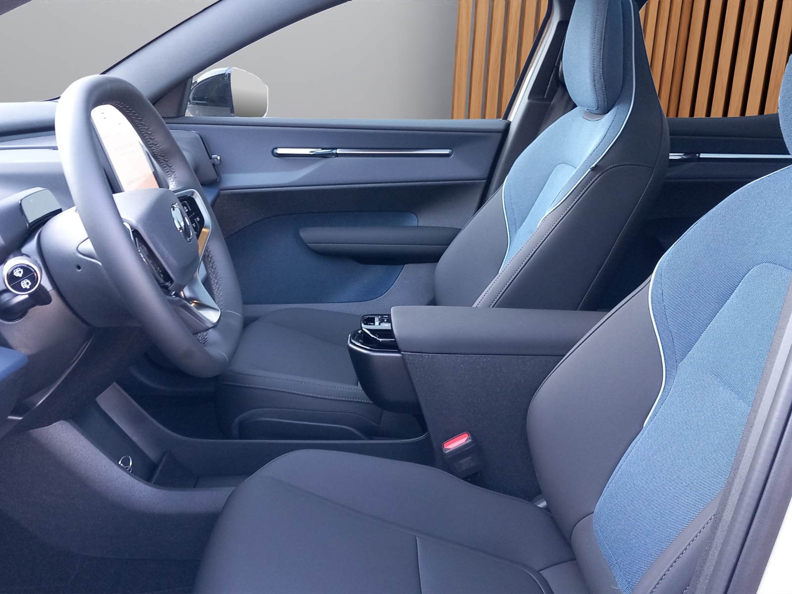 VOLVO EX30 E60 Twin Ultra Performance AWD-image-8