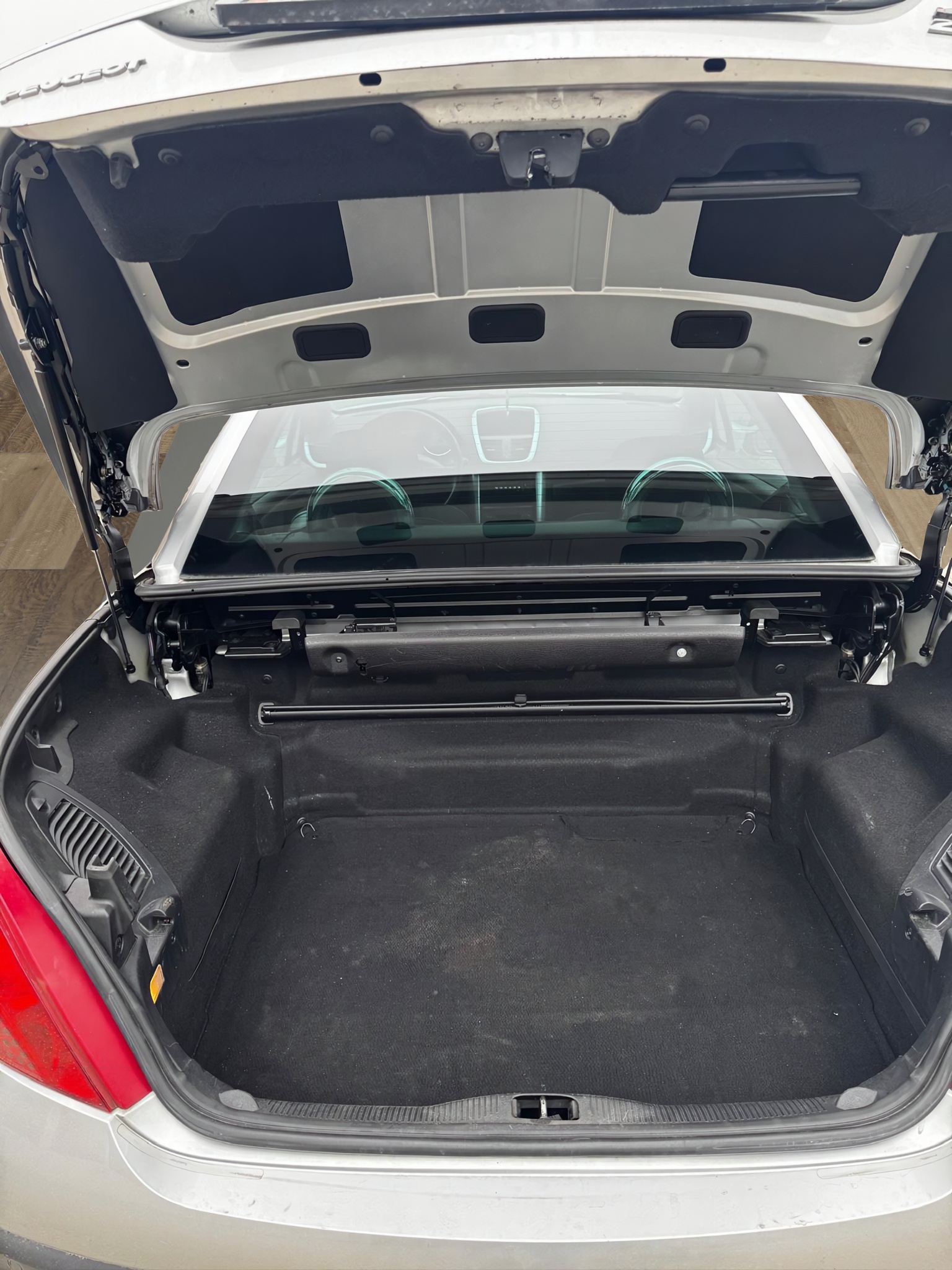 PEUGEOT 207 CC 1.6 16V Sport-image-7
